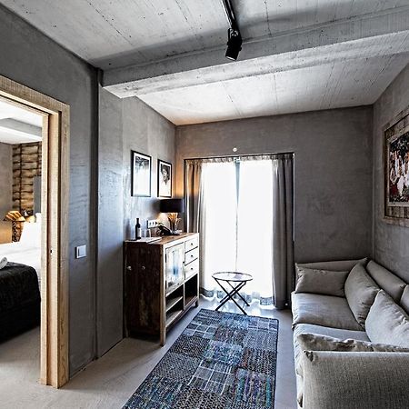 Surfers Lodge Peniche Esterno foto
