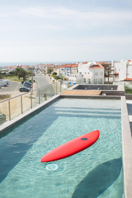 Surfers Lodge Peniche Esterno foto