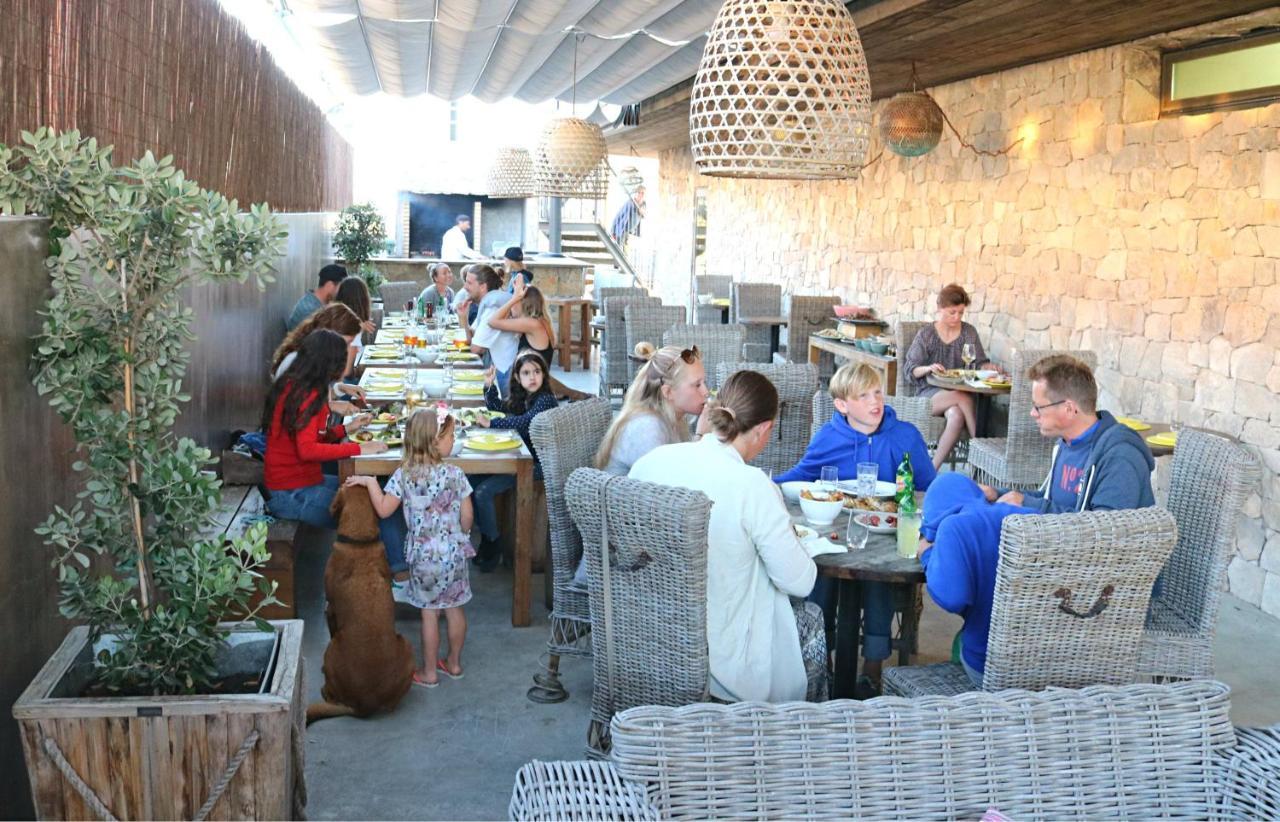 Surfers Lodge Peniche Esterno foto